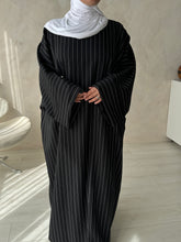 Load image into Gallery viewer, Classy Abaya