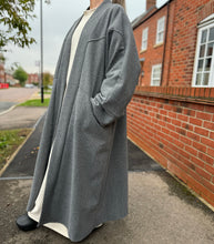 Load image into Gallery viewer, Abaya Winter Coat