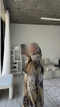 Load image into Gallery viewer, Watercolor abaya