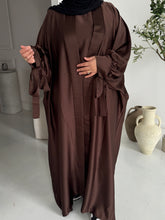 Load image into Gallery viewer, Luxury Satin Abaya