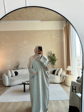 Load image into Gallery viewer, Everyday Linen Melange Abaya
