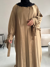 Load image into Gallery viewer, Luxury Satin Abaya