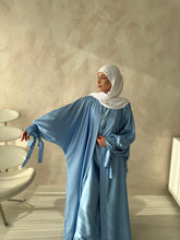 Load image into Gallery viewer, Luxury Satin Abaya