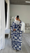 Load image into Gallery viewer, Zahra Butterfly abaya (READ DESCRIPTION)