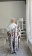 Load image into Gallery viewer, Amara Butterfly abaya (READ DESCRIPTION)