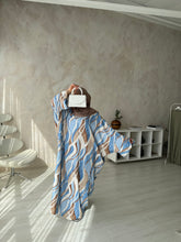 Load image into Gallery viewer, Pattern Butterfly abaya