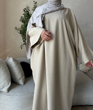 Load image into Gallery viewer, Classy Abaya