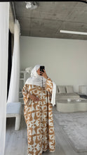 Load image into Gallery viewer, Zahra Butterfly abaya (READ DESCRIPTION)