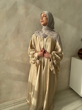 Load image into Gallery viewer, Luxury Satin Abaya