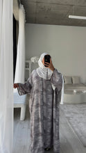 Load image into Gallery viewer, Amara Butterfly abaya (READ DESCRIPTION)