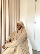 Load image into Gallery viewer, Madina Silk Jilbab - 2 Piece - Prayer Set