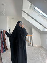 Load image into Gallery viewer, Amira set