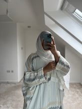 Load image into Gallery viewer, Aztec Embroidery Abaya