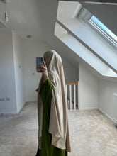 Load image into Gallery viewer, Maxi Khimar Cape - Madina Silk