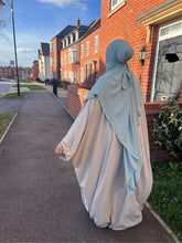 Load image into Gallery viewer, Khimar medium - Crepe - Mint