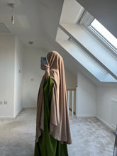 Load image into Gallery viewer, Maxi Khimar Cape - Madina Silk