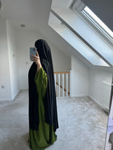 Load image into Gallery viewer, Maxi Khimar Cape - Madina Silk