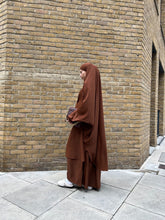 Load image into Gallery viewer, Madina Silk Jilbab - 2 Piece - Prayer Set
