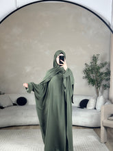 Load image into Gallery viewer, Warda Prayer Abaya - 2 in 1 - Crepe
