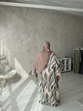 Load image into Gallery viewer, Pattern Butterfly abaya
