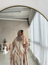 Load image into Gallery viewer, Pattern Butterfly abaya
