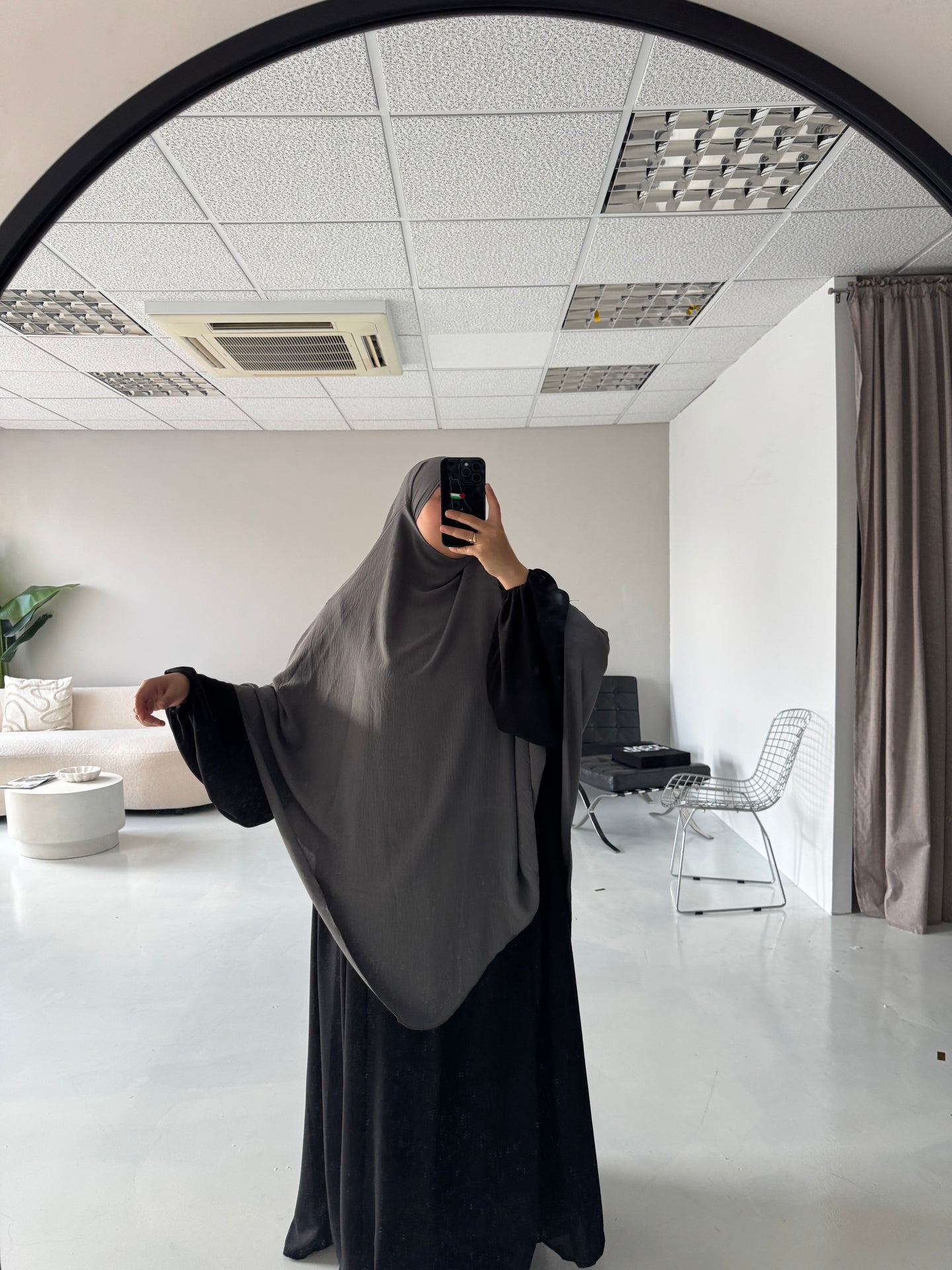 Balloon sleeve Large Crepe Abaya