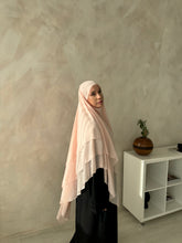Load image into Gallery viewer, Khimar - Chiffon 3 layers - Light Baby pink
