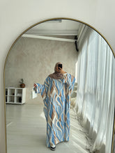 Load image into Gallery viewer, Pattern Butterfly abaya
