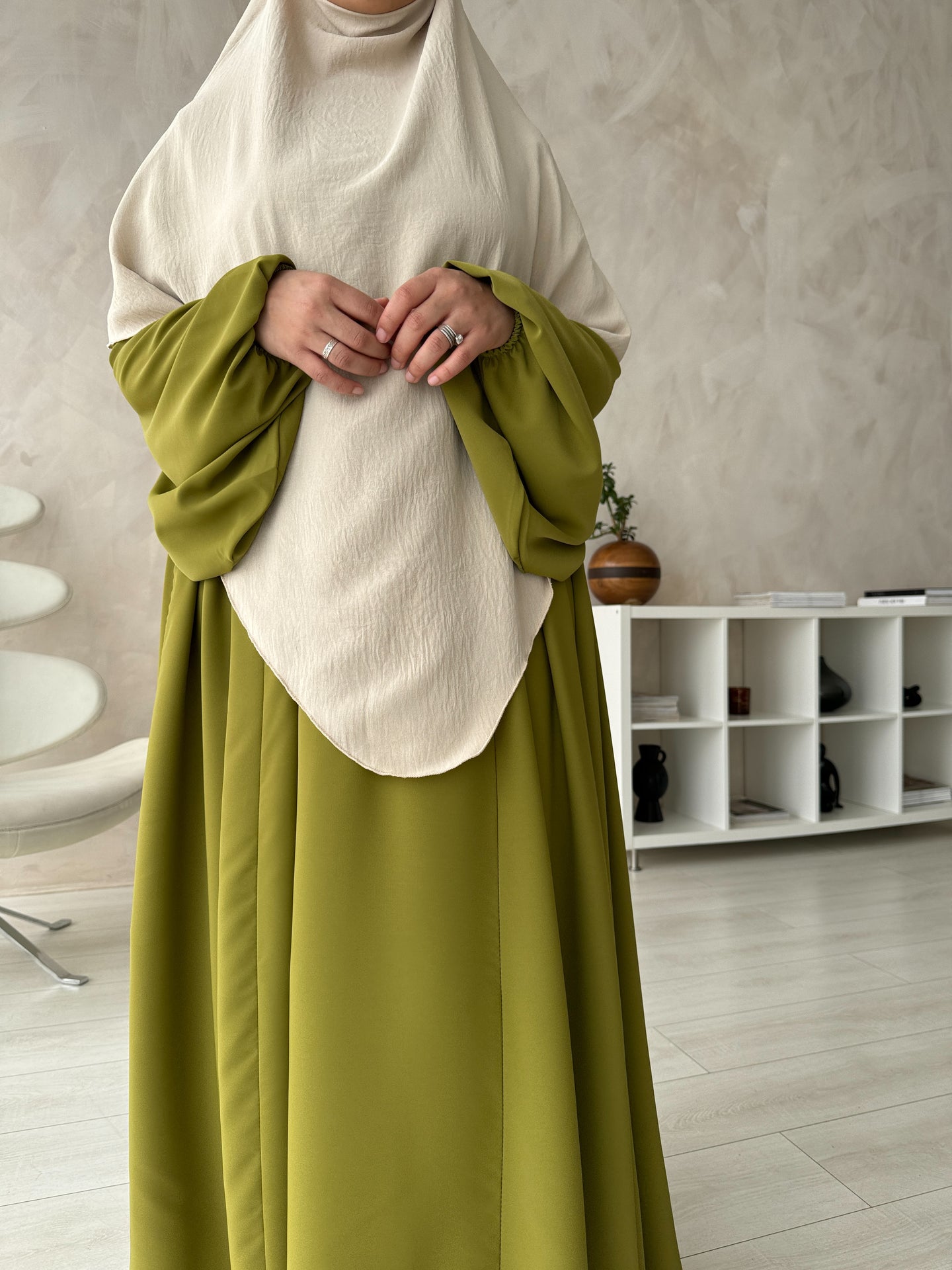 Balloon sleeve Large madina silk Abaya