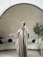 Load image into Gallery viewer, Warda Prayer Abaya - 2 in 1 - Crepe

