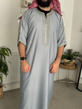 Load image into Gallery viewer, Moroccan Thobe
