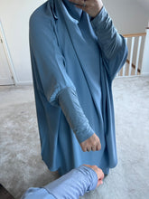 Load image into Gallery viewer, **LYCRA SLEEVES** Traditional Jilbab - 2 Piece - Prayer Set - sky blue
