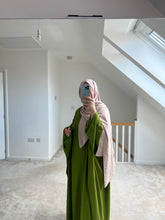 Load image into Gallery viewer, Butterfly madina silk abaya with large sleeve
