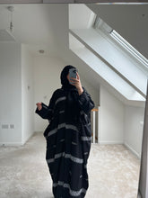 Load image into Gallery viewer, Aztec Embroidery Abaya
