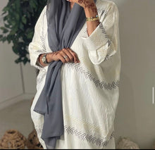 Load image into Gallery viewer, Aztec Embroidery Abaya
